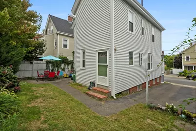 10 Albion St, Medford, MA 02155 - Photo 17