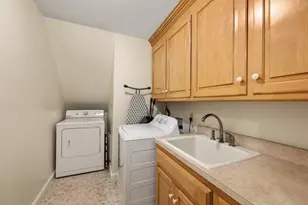 250 Meadowbrook Rd, Dedham, MA 02026 - Photo 33