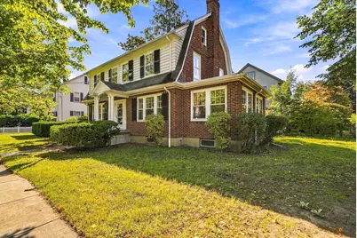 3 Preble Gardens Rd, Belmont, MA 02478 - Photo 3