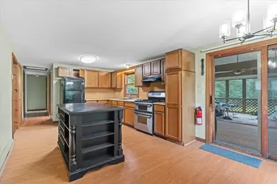 141 Elm St., Blackstone, MA 01504 - Photo 11