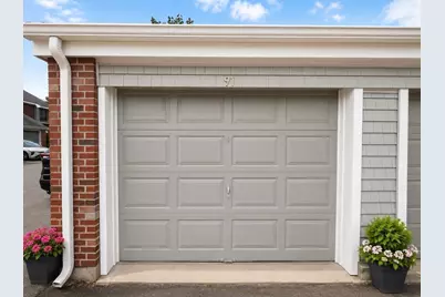 91 Rosewood Dr #91, Stoughton, MA 02072 - Photo 11