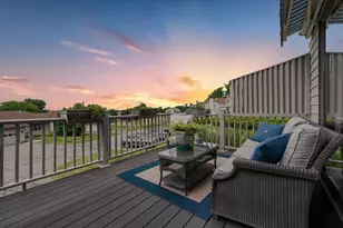 138 Windward Ln, Bristol, RI 02809 - Photo 9