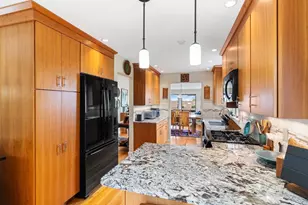 138 Windward Ln, Bristol, RI 02809 - Photo 3