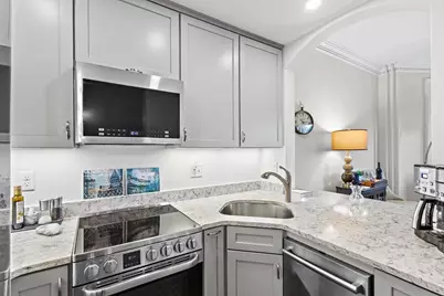 405 Commonwealth Ave #8, Boston, MA 02215 - Photo 23