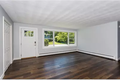 12 Terri Rd, Framingham, MA 01701 - Photo 5