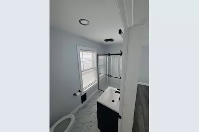 66 Pecker St #2R, Haverhill, MA 01830 - Photo 5