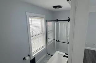 66 Pecker St, Haverhill, MA 01830 - Photo 5
