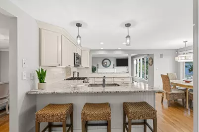 19 Lincoln Ave, Scituate, MA 02066 - Photo 9