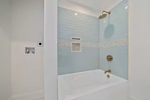 118 Prospect St, Gloucester, MA 01930 - Photo 19