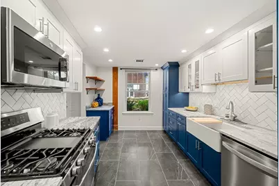11 S Stone Mill Dr #712, Dedham, MA 02026 - Photo 5