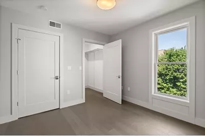 410 W Broadway #205, Boston, MA 02127 - Photo 17