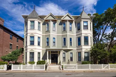 38 Linden St #4, Brookline, MA 02445 - Photo 13