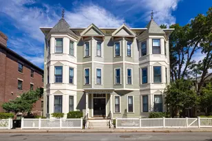 38 Linden St, Brookline, MA 02445 - Photo 13