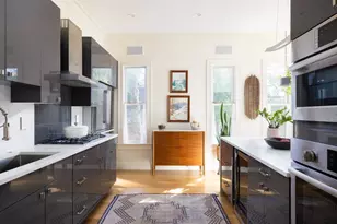 38 Linden St, Brookline, MA 02445 - Photo 5