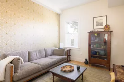 38 Linden St #4, Brookline, MA 02445 - Photo 11