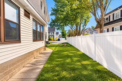 22 Cleveland St #22, North Andover, MA 01845 - Photo 29