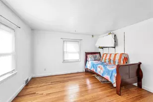 135 Emerson St, Springfield, MA 01118 - Photo 31