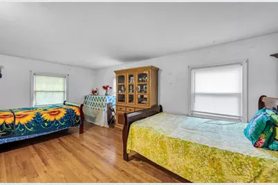 135 Emerson St, Springfield, MA 01118 - Photo 21