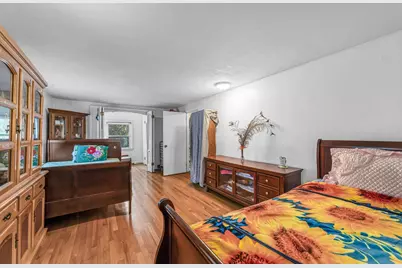 135 Emerson St, Springfield, MA 01118 - Photo 23