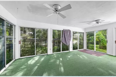 135 Emerson St, Springfield, MA 01118 - Photo 41
