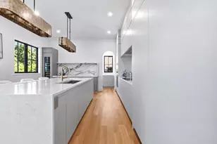 454 Dudley Rd, Newton, MA 02459 - Photo 5