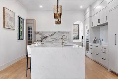 454 Dudley Rd, Newton, MA 02459 - Photo 3