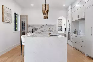 454 Dudley Rd, Newton, MA 02459 - Photo 3