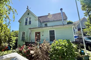 20 Bridge St, Russell, MA 01097 - Photo 1