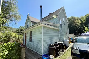 20 Bridge St, Russell, MA 01097 - Photo 5