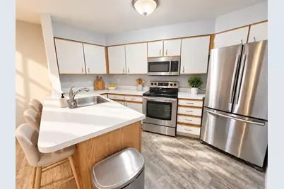 30 Chelsea #305, Everett, MA 02149 - Photo 9
