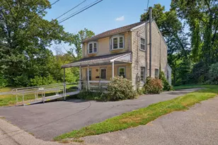 17 W Cedar Rd, Norfolk, MA 02056 - Photo 3