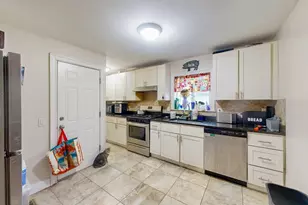 1 Lesher St, Boston, MA 02131 - Photo 9