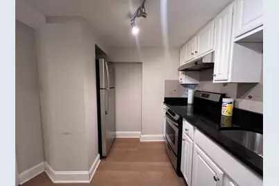 192 Central Street #B, Somerville, MA 02145 - Photo 5
