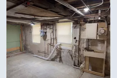 90 Princeton St, Boston, MA 02128 - Photo 23