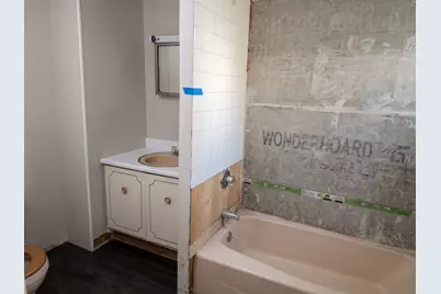 90 Princeton St, Boston, MA 02128 - Photo 9