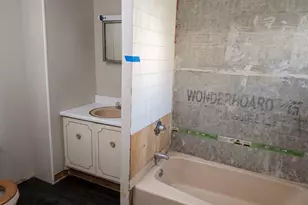 90 Princeton St, Boston, MA 02128 - Photo 9