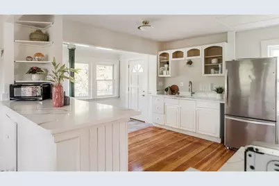11 Grandview Street, Boston, MA 02131 - Photo 17