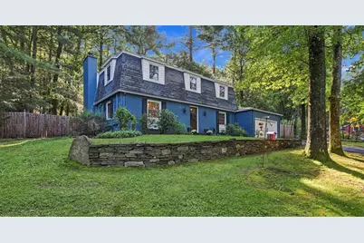218 Heatherstone Rd, Amherst, MA 01002 - Photo 1