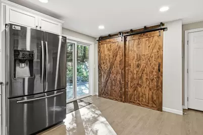 218 Heatherstone Rd, Amherst, MA 01002 - Photo 15
