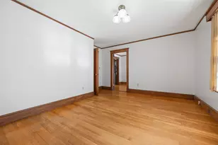 525 Lynn Fells Pkwy, Melrose, MA 02176 - Photo 17