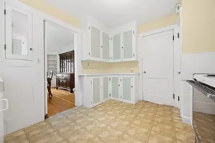 525 Lynn Fells Pkwy, Melrose, MA 02176 - Photo 15