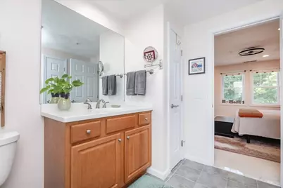 14-1/2 Roundy St #4, Beverly, MA 01915 - Photo 9