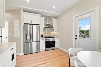 4294 Washington St #2, Boston, MA 02131 - Photo 3