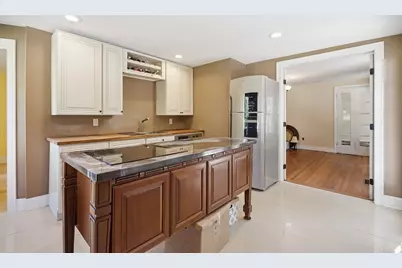 42 Jabish St, Belchertown, MA 01007 - Photo 3