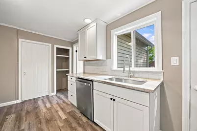 188 Breckenridge St, Palmer, MA 01069 - Photo 9