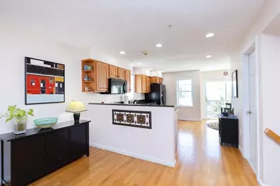 14-1/2 Roundy St #4, Beverly, MA 01915 - Photo 3
