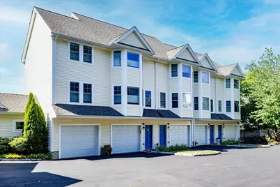 14-1/2 Roundy St #4, Beverly, MA 01915 - Photo 1