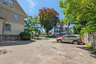 52 Cedar St, Worcester, MA 01609 - Photo 21