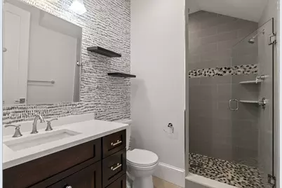 482 E Fourth Street #4, Boston, MA 02127 - Photo 15