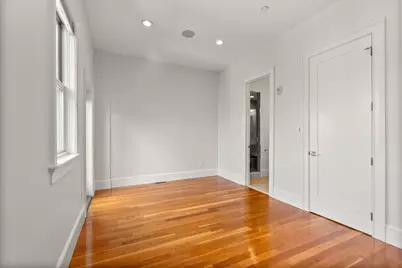 482 E Fourth Street #4, Boston, MA 02127 - Photo 17